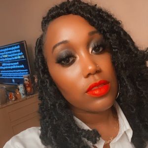 Meet your Posher, Tyrika